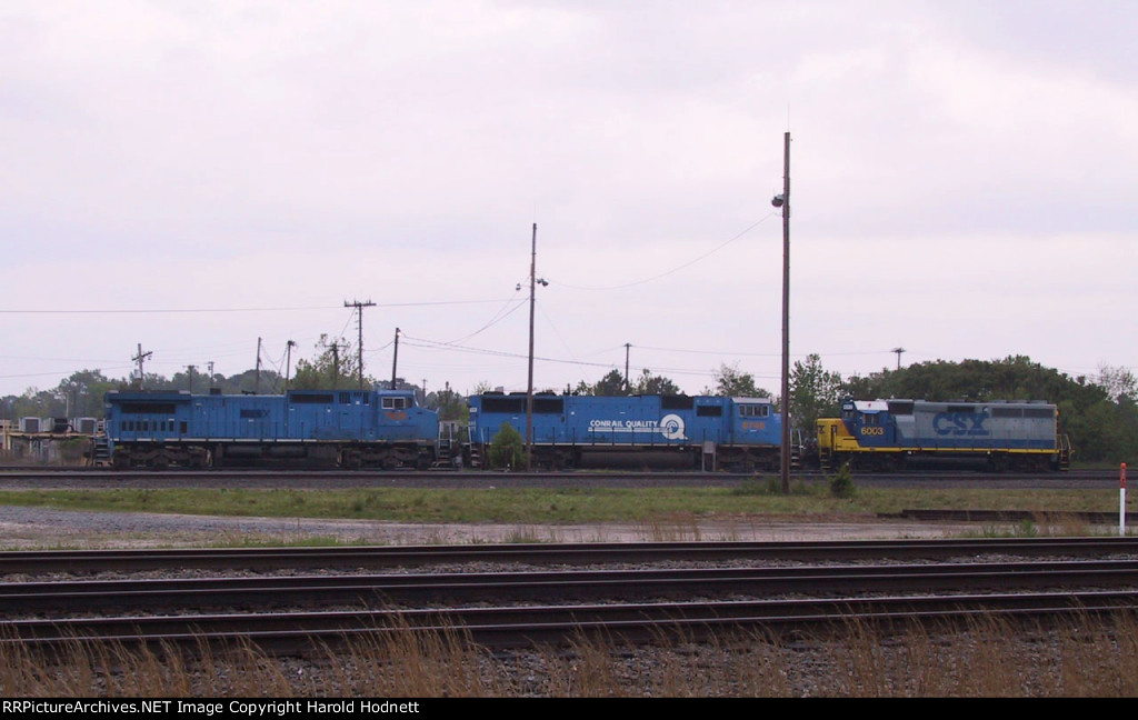 CSX 7925, 8746, & 6003